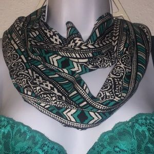 Rock 47 by Wrangler Infinity Scarf NWT